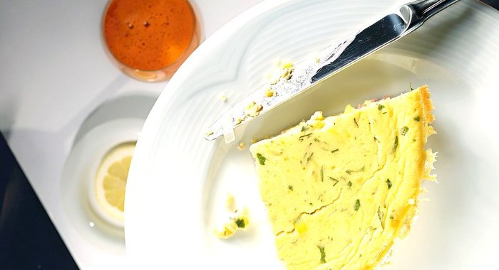 Омлет-суфле с ветчиной и сыром