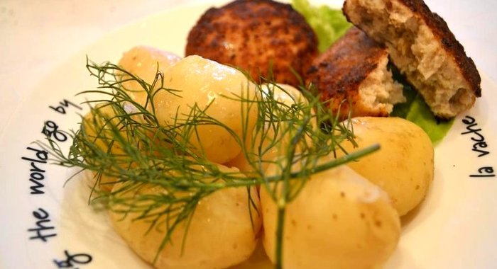 Котлеты из щуки с салом