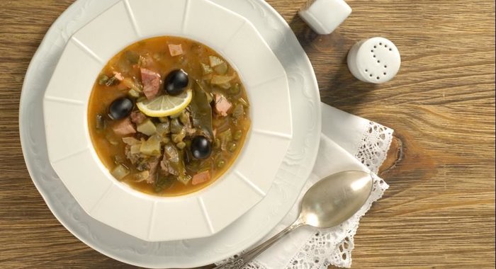 Солянка сборная мясная