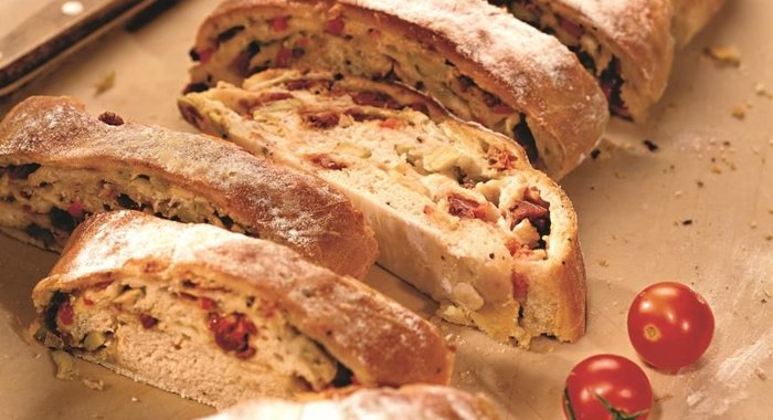 Итальянский батон с моццареллой