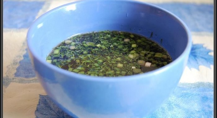 Бульон грибной с луком