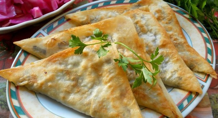 Треугольнички из лаваша с картофелем и грибами