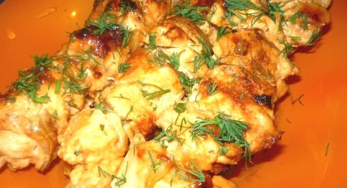 Шашлык из курицы на сковороде
