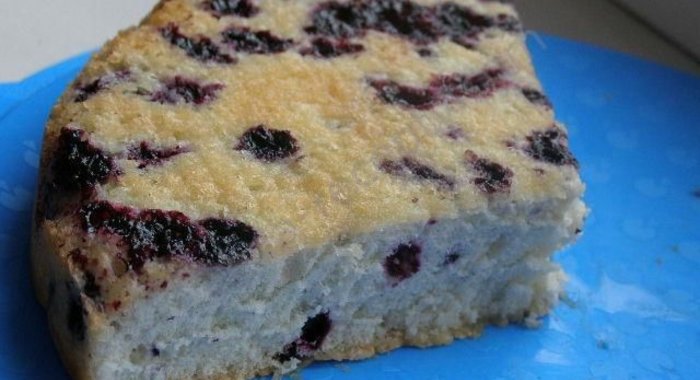 Кекс с черникой