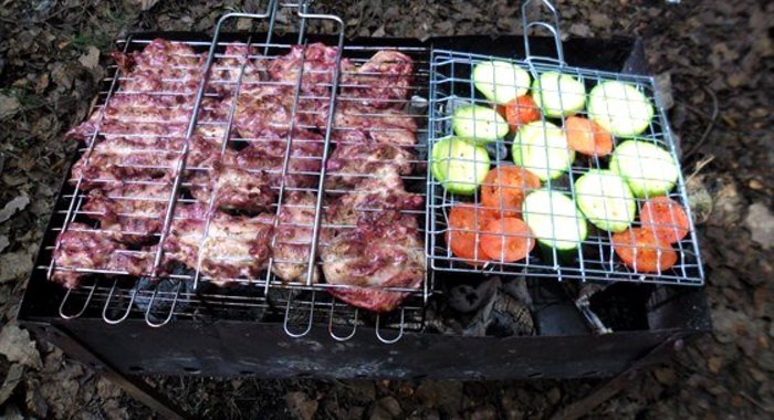 Шашлык из курицы в вишневом маринаде