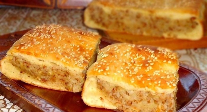 Постный пирог с картофелем и гречкой