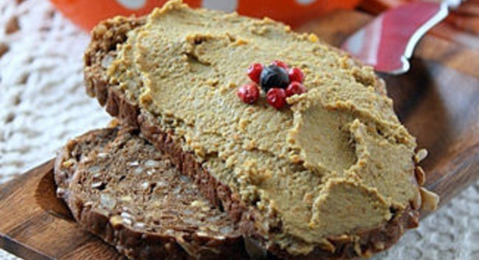Пряный паштет из куриной печени