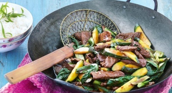 Жаркое из говядины в устричном соусе