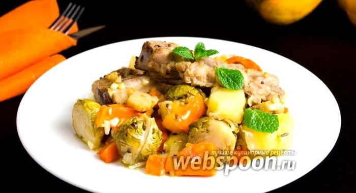 Свиные рёбрышки с овощным рагу