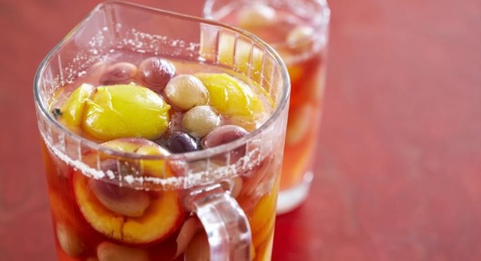 Компот из нектаринов и слив