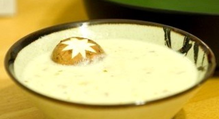 Сливочный суп-пюре с шампиньонами