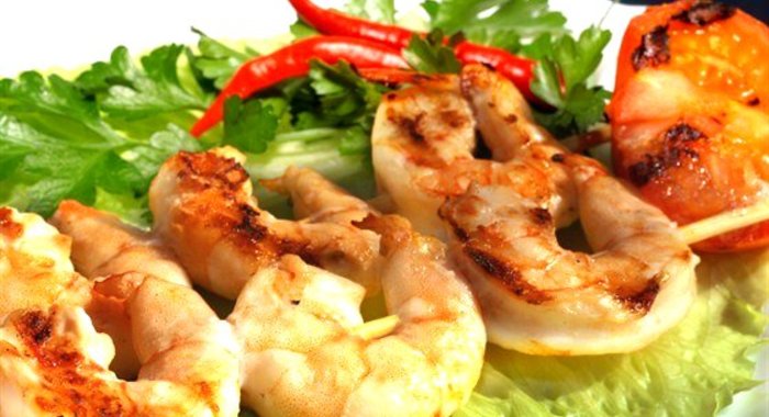 Шашлык из тигровых креветок