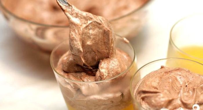 Апельсиновое желе с шоколадным муссом