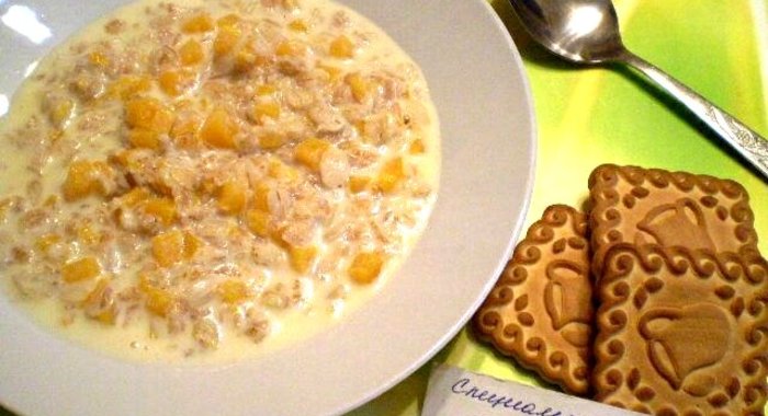 Молочная овсянка с тыквой