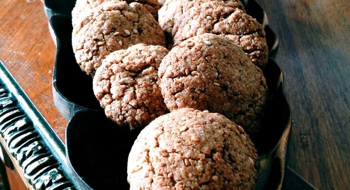 Марокканское печенье гхуриба с кунжутом