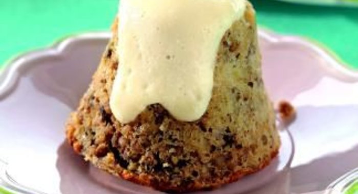 Гречневый пудинг с черносливом и заварным кремом