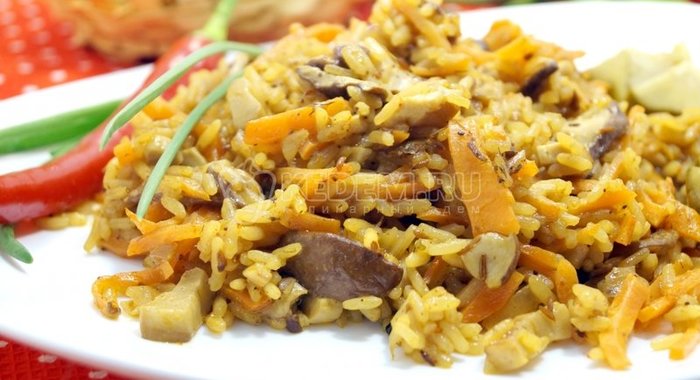 Плов с грибами