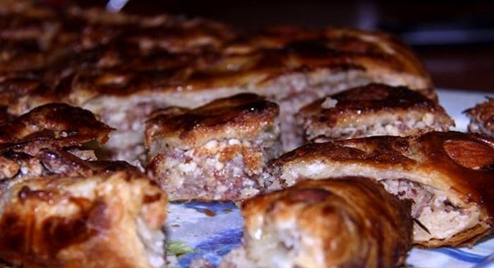 Пахлава из слоеного теста