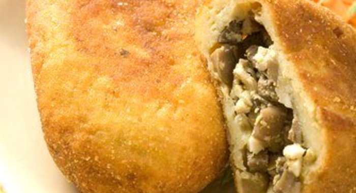 Картофельные пирожки с грибами