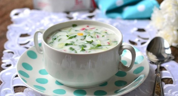 Окрошка на кефире с щавелем