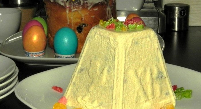 Пасха из заварного творога