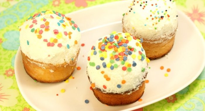 Пасхальные куличики с белковым кремом