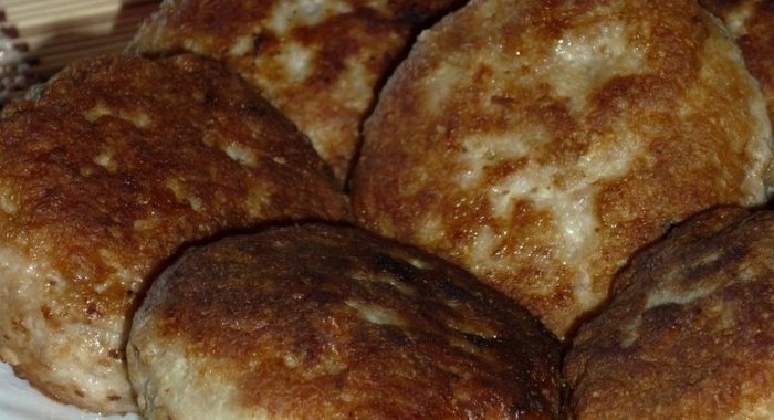 Куриные котлеты с манкой