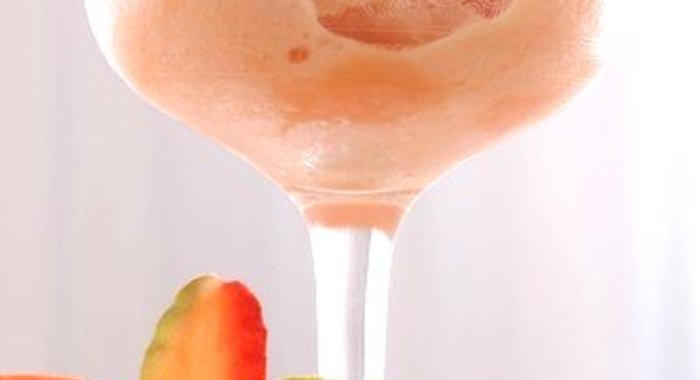 Персиковое йогуртовое мороженое