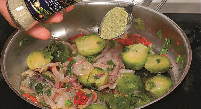 Омлет с брюссельской капустой