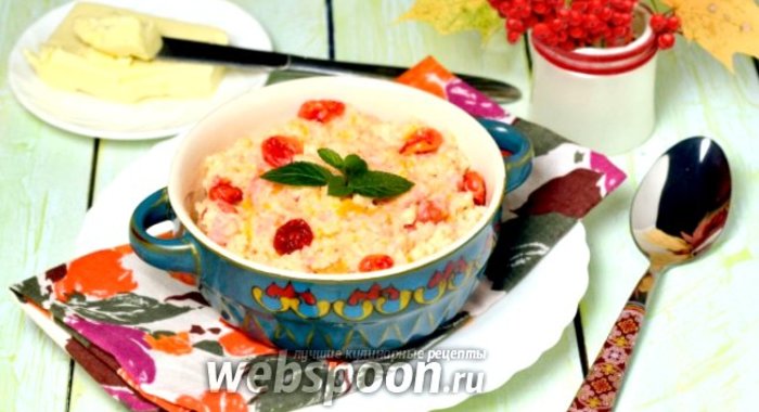 Пшённая каша с тыквой, вялеными вишнями и корицей в мультиварке