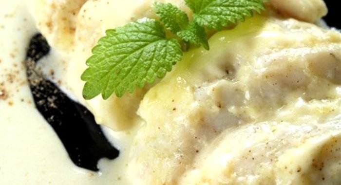 Треска, тушенная с белым вином