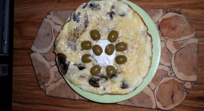 Омлет с грибами и сыром