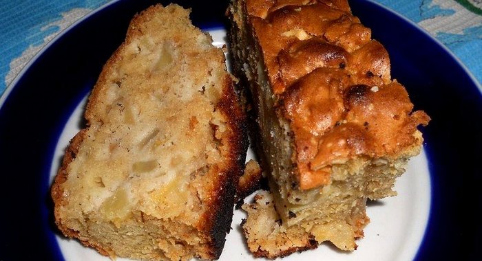 Яблочно-лимонная шарлотка