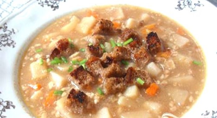 Суп гороховый с орехами