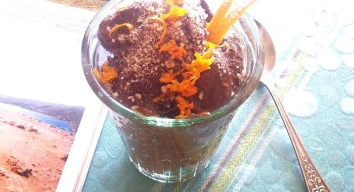 Шоколадный мусс из авокадо