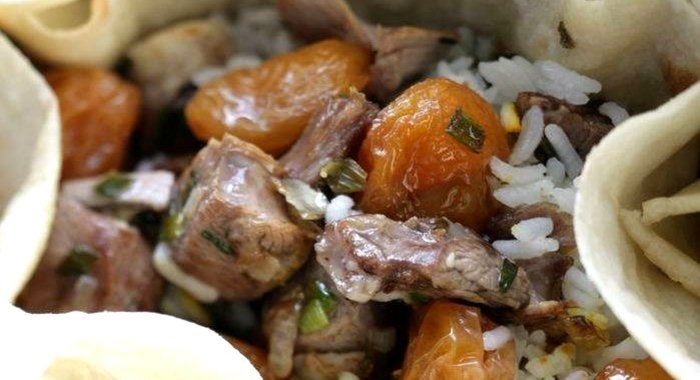 Азербайджанский плов в жаренном лаваше с зеленью