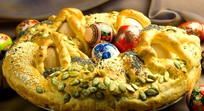 Пасхальный венок с начинкой