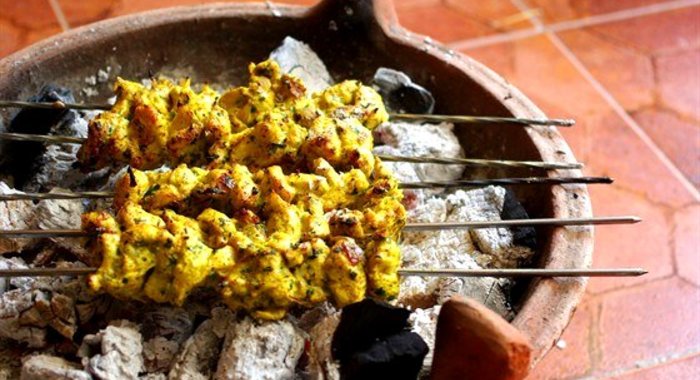 Куриные шашлыки в йогуртовом маринаде с карри