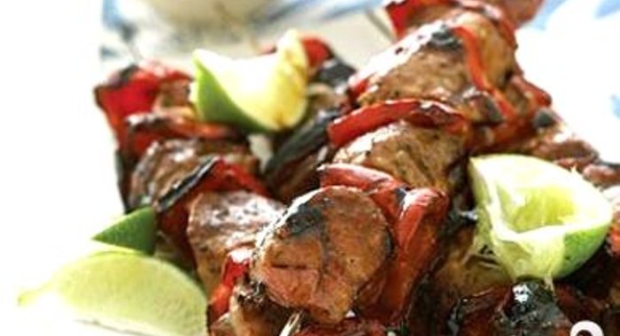 Шашлык из свинины с ананасом и рисом