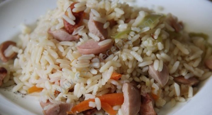 Плов с сосисками