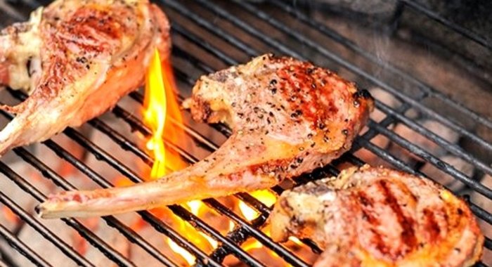 Шашлык из баранины на ребрышках