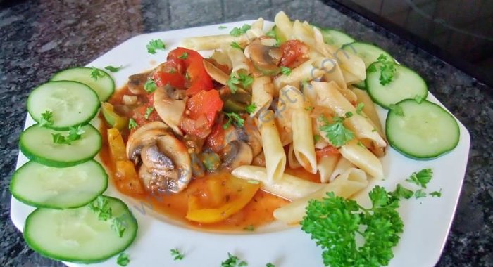 Рагу из грибов и болгарского перца