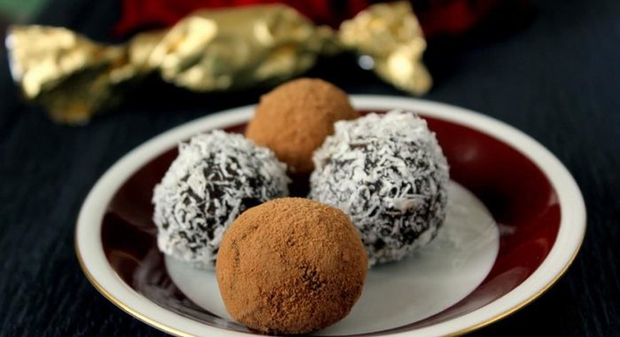 Веганские конфеты из фиников и кэроба