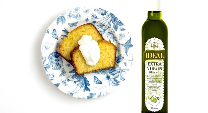 Кекс из семолы, кокосового ореха и мармелада