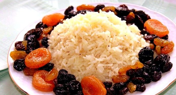 Плов с сухофруктами в мультиварке