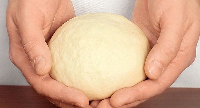 Простое тесто для пельменей