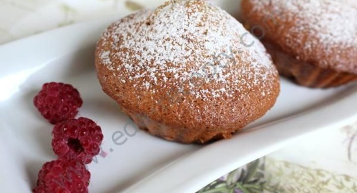 Кексы с малиной