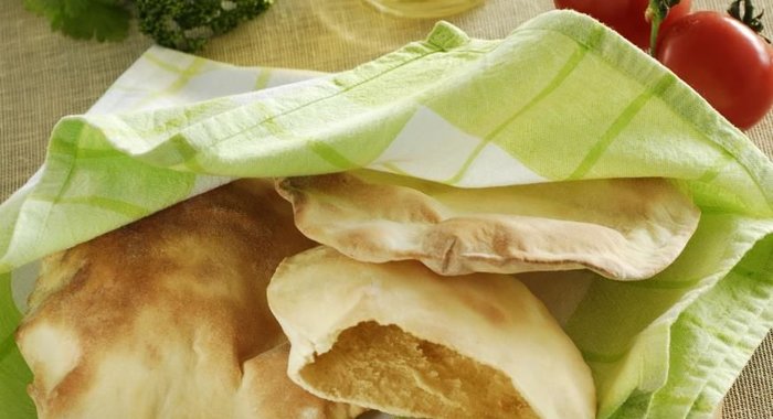 Пита, лепешка с кармашком