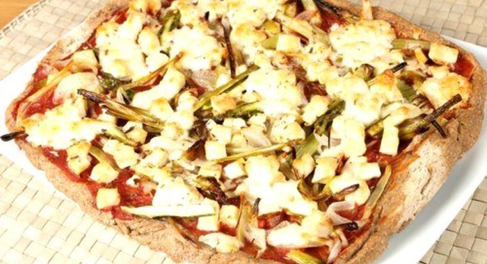 Пицца с тунцом и стручковой фасолью