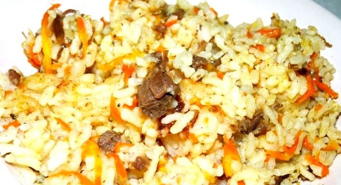 Плов с тушенкой в мультиварке